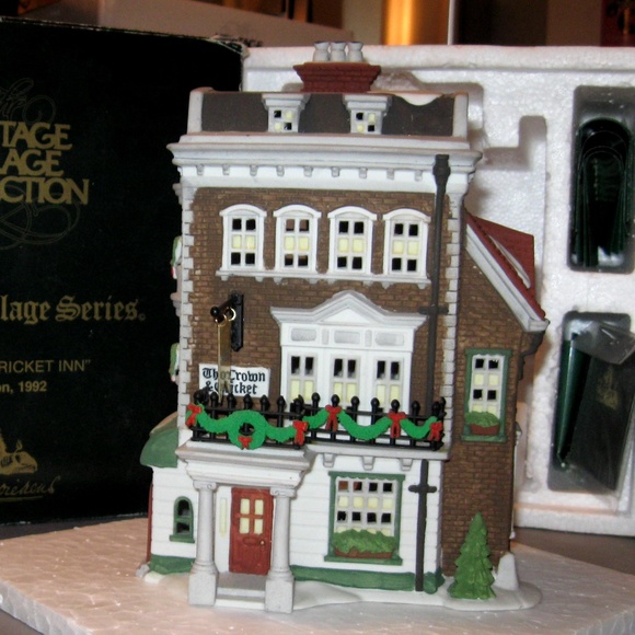 Department 56 Other - Dickens' Village Crown & Cricket Inn - LE